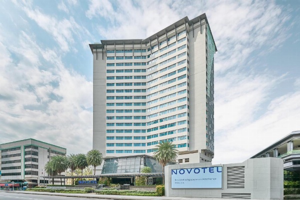 Novotel Singapore on Kitchener image 1